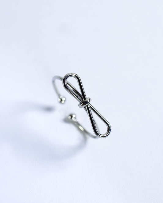 Anillo Ajustable Lazo Plateado