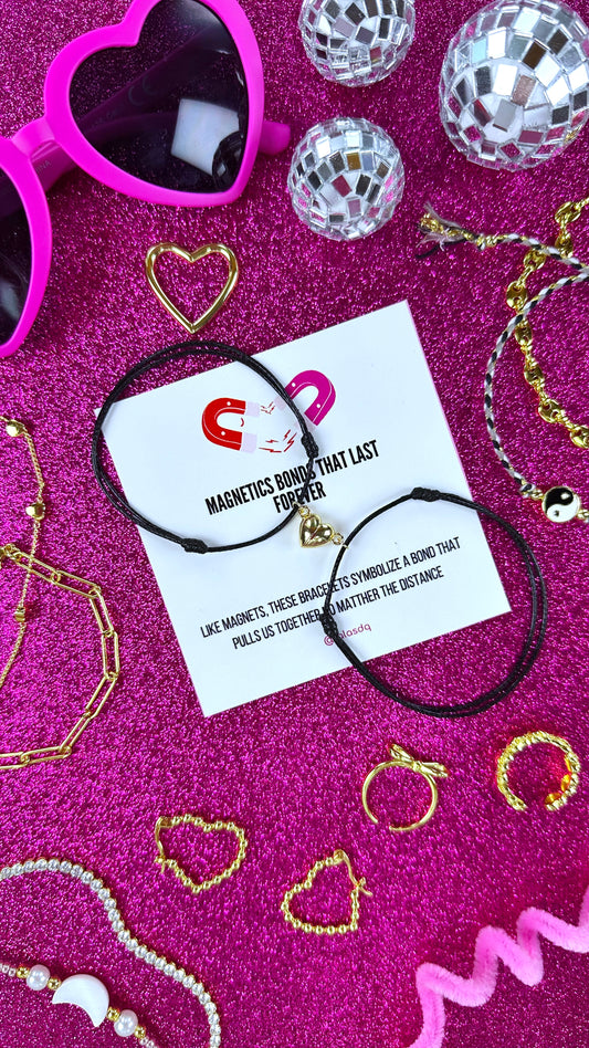Par Brazaletes Imán corazón Negro