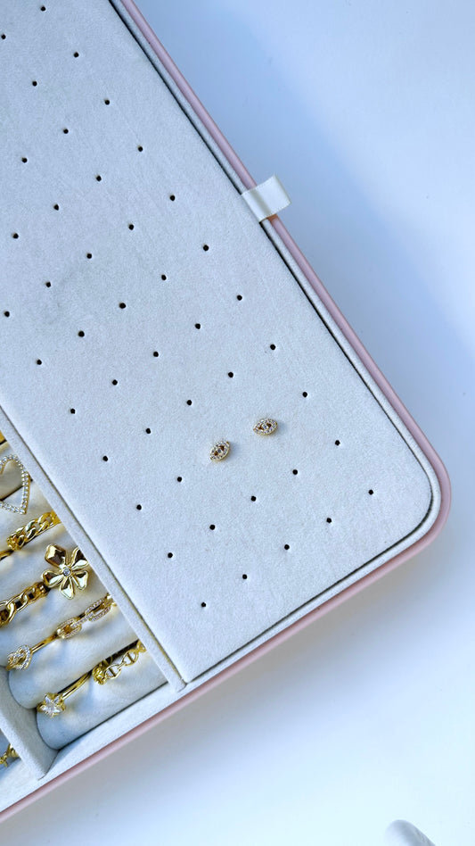 Aretes Ojo